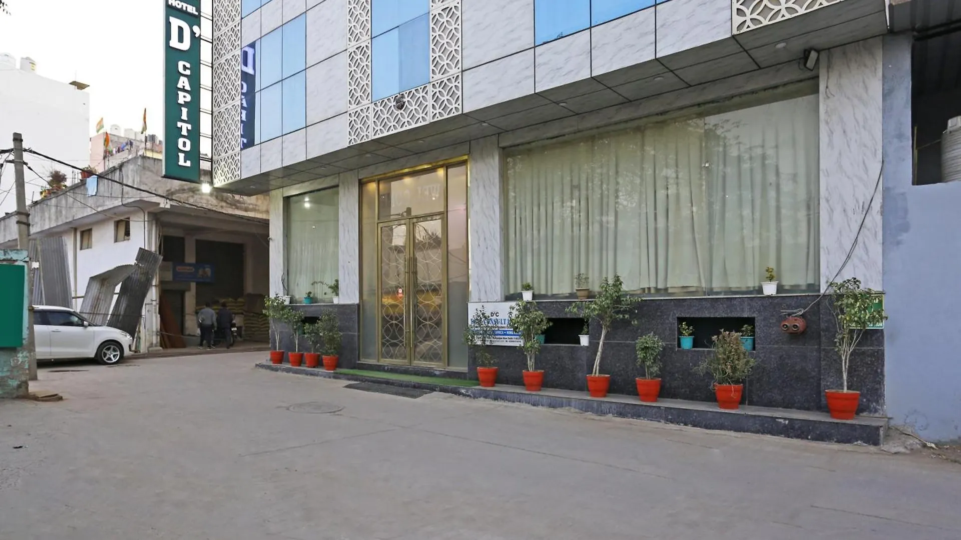 Hotel D'Capitol - Delhi Airport Nuova Delhi