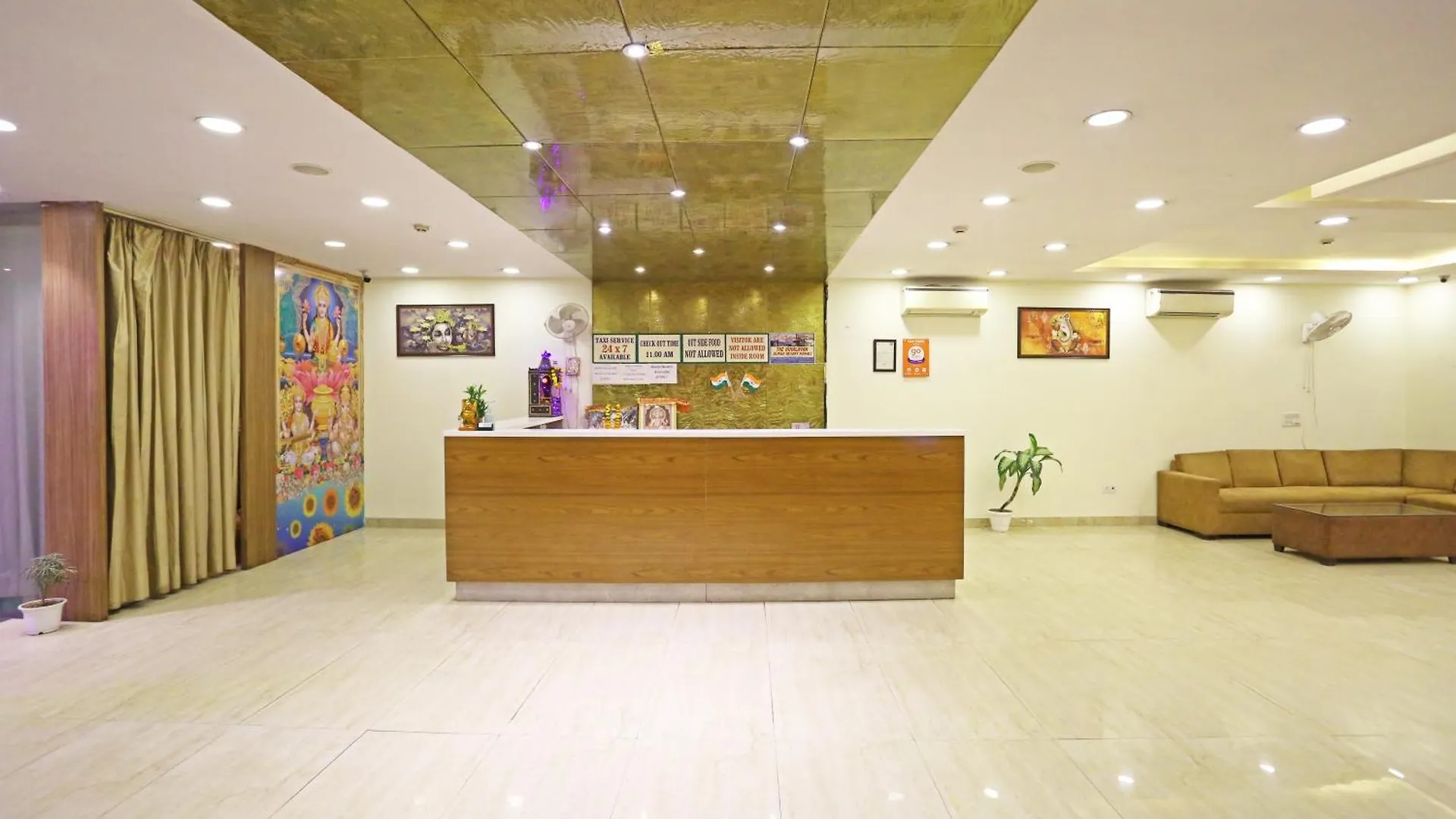 Hotel D'Capitol - Delhi Airport New Delhi 4*,  India