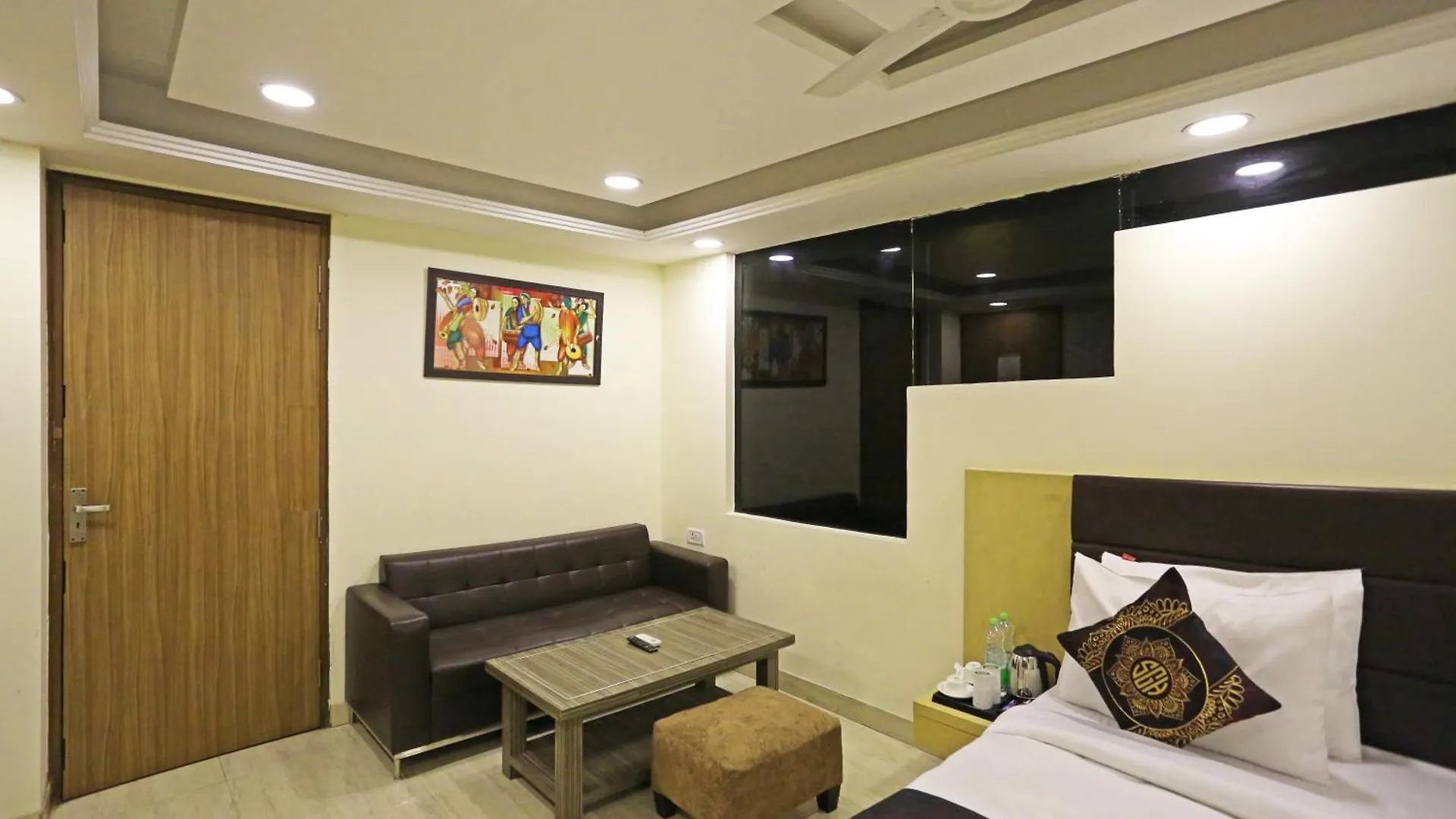 Hotel D'Capitol - Delhi Airport New Delhi